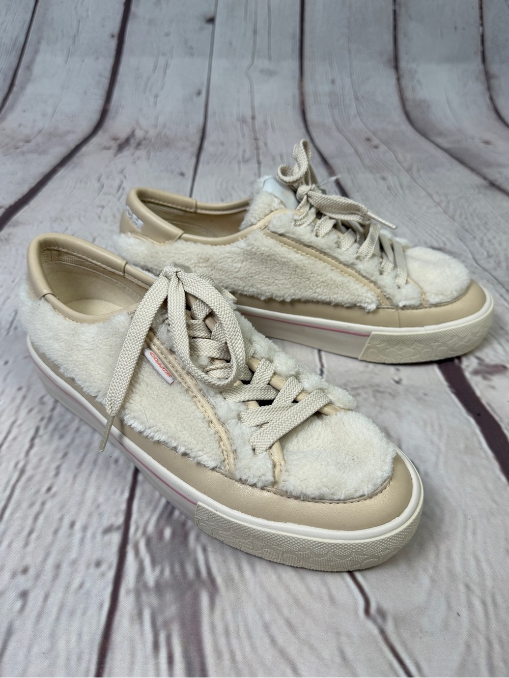 COACH New Citysole beige shearling lace-up platform sneakers NWT, size 6 - Picture 4 of 15